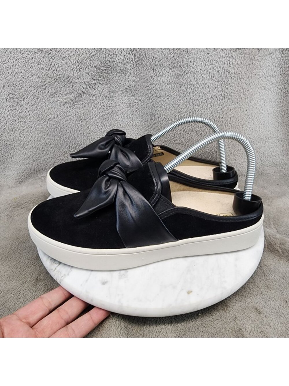Spenco Shoes Womens Size 7 Barbados Black Suede Bow Slip-On Sneakers